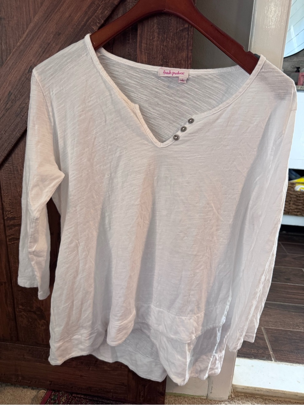 fresh produce White Long Sleeve V-Neck Top with Button Accents